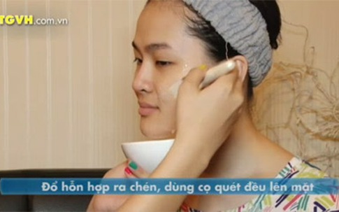 Se khít lỗ chân lông với mặt nạ từ cà chua