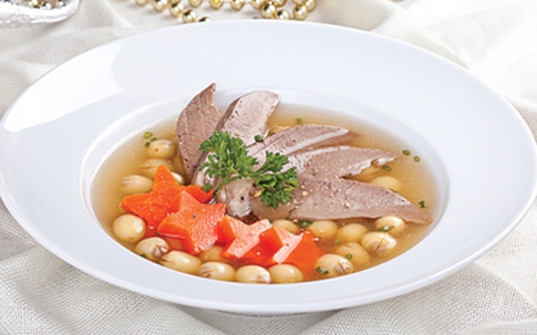 Tim heo hầm hạt sen