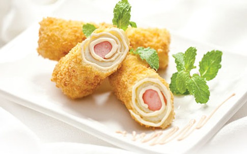 Xúc xích chiên xù