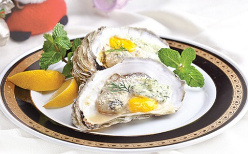 Hàu vọng nguyệt