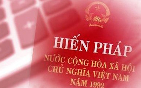 "Con người chỉ có thể bị hạn chế bằng luật"