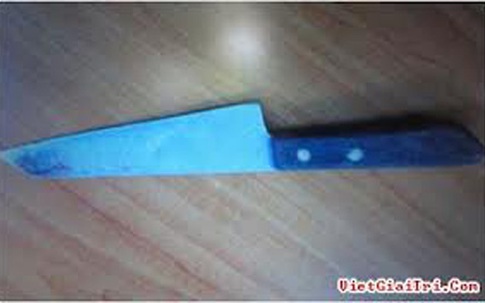 Bị chém khi tòm tem vợ hàng xóm