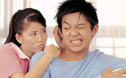 Anh bất ngờ lạnh nhạt từ khi về quê