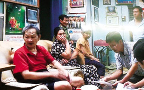 Cụ ông gần 90 nã đạn vào con rể