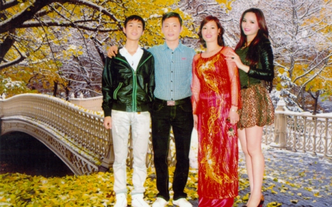 Hoa khôi Lại Hương Thảo và ông bố nghiêm khắc