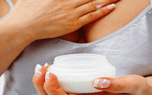 Kem làm nở ngực có thể gây bỏng, tổn thương tế bào da
