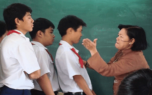 Xử phạt trong giáo dục: Áp dụng thế nào để thầy và trò cùng “sợ”?
