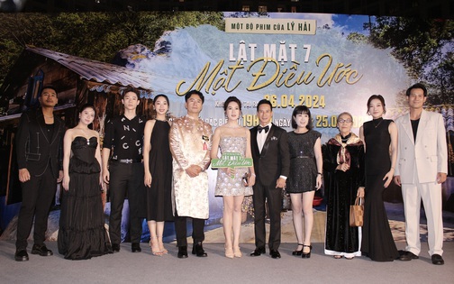 Dàn nghệ sĩ xuất hiện trong buổi công chiếu phim “ Lật Mặt 7: Một Điều Ước” tại Hà Nội