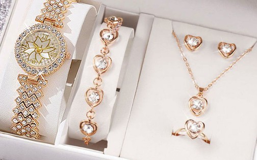 Quà tặng ngày 8/3/2026: Trang sức vàng, bạc, phong thủy, nhẫn kim cương đẹp nao lòng,… món quà nào giúp ‘đốn tim’ phái đẹp