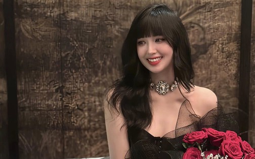 Rời showbiz 10 năm, Hotgirl Tâm Tít tuổi U40 nhan sắc 'cực phẩm', sống hạnh phúc bên chồng doanh nhân