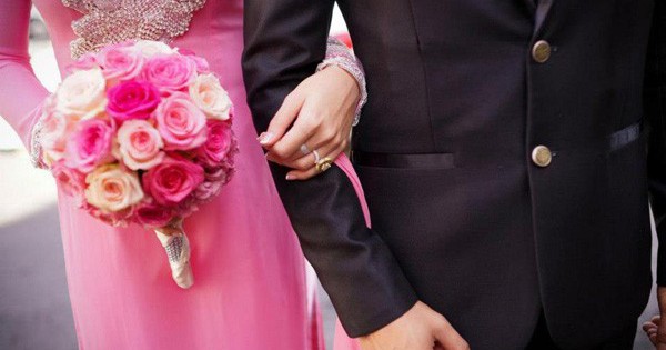 Giải mã kiêng kị trong cưới hỏi (3): Lỡ có bầu, ngày cưới phải vào nhà chồng bằng cửa sau