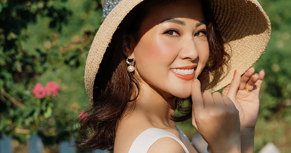 Vợ ca sĩ Đăng Dương không gây áp lực kinh tế cho chồng