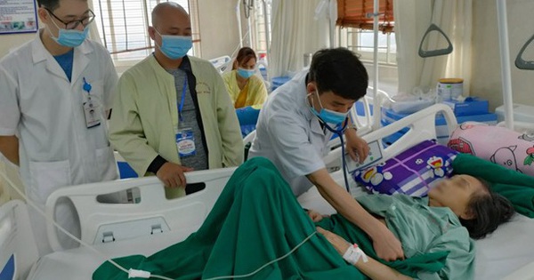 Cấp cứu thành công cụ bà bị đột quỵ não khi đang tập thể dục