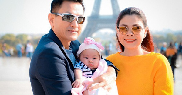 Ông xã “búp bê” Thanh Thảo về Việt Nam thăm vợ con