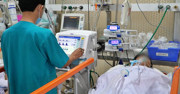 Chàng trai 27 tuổi bị đâm xuyên ngực trái, vừa nhập Bệnh viện Chợ Rẫy đã ngưng thở ngưng tim