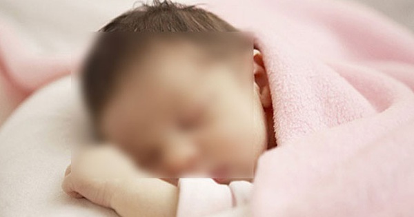 Họ hàng bảo ‘con giống mẹ’, chồng nổi máu đa nghi đòi xét nghiệm AND, cô vợ nghe thế phán xanh rờn: ‘Con ai thì cũng ly hôn!’