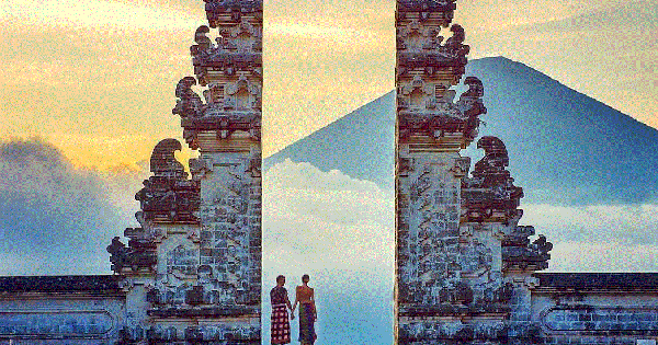 Indonesia: Indonesia là quốc gia láng giềng đáng khám phá với nền văn hóa phong phú và thiên nhiên đẹp tuyệt vời. Với những địa điểm du lịch nổi tiếng như Bali, Jakarta, Yogyakarta và Sumatra, Indonesia hứa hẹn sẽ mang lại cho bạn những trải nghiệm tuyệt vời. Xem hình ảnh để cảm nhận vẻ đẹp của Indonesia.