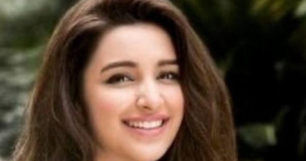 Thực tế trái ngược ở showbiz Ấn Độ giữa thảm kịch Covid-19