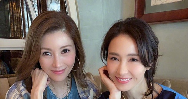 Lê Tư đẹp lấn át “Hoa hậu đẹp nhất Hong Kong” Lý Gia Hân và Trương Bá Chi khi chung khung hình