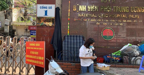 Tiếp xúc với F0, một nhân viên BV Phổi Trung ương dương tính SARS-CoV-2