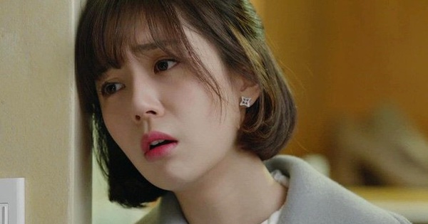 Đứng ở cửa thấy anh rể hành hạ chị ruột, tôi định chạy về nhà mách bố mẹ thì một người đàn ông đã cầm chặt tay nói sự thật rúng động