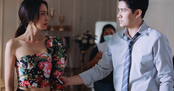 Nhất quyết ly hôn vợ để trút bỏ gánh nặng, 4 năm sau chồng bất đắc dĩ treo biển bán nhà nhưng lại ‘tối mặt’ với vị khách đến mua