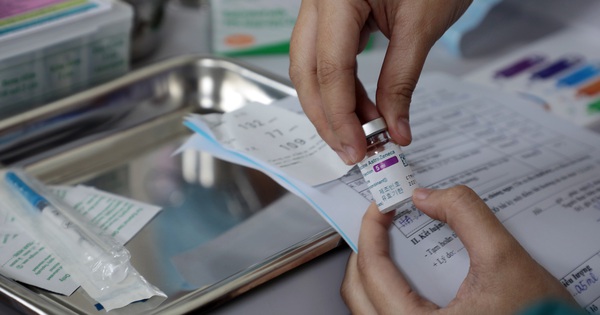 Hà Nội sẽ tiêm miễn phí vaccine COVID-19 cho người dân từ 18 – 65 tuổi