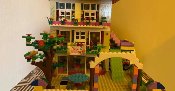Hạnh phúc lớn từ những việc làm tỉ mẩn trong nhà của cánh chị em mùa dịch
