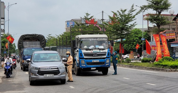 Nguy cơ xuất hiện nhiều ca COVID-19 mới, TP Bắc Ninh bổ sung 582 chốt kiểm soát dịch