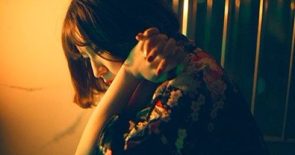 Bị mẹ bạn trai chê vụng, loại thẳng tay vì “không phân biệt nổi con cá”