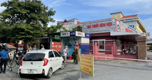 Phong tỏa Bệnh viện Đa khoa Hà Tĩnh vì nghi có ca mắc COVID-19