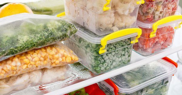 Trữ lạnh thịt - rau mùa giãn cách: Ghim ngay những bí quyết này nếu không muốn rau héo rũ còn thịt mất hết chất - Vimarsana News