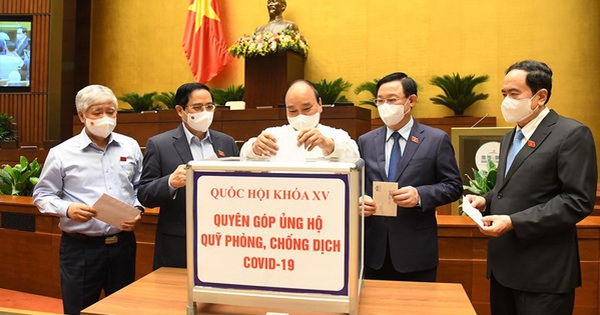 Lãnh đạo Đảng, Nhà nước và ĐBQH ủng hộ Quỹ phòng, chống COVID-19 - Vimarsana News