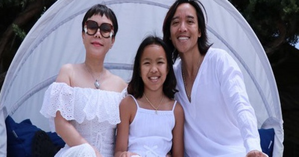 Việt Hương dạy con gái 12 tuổi ngày càng xinh ngoan, học giỏi