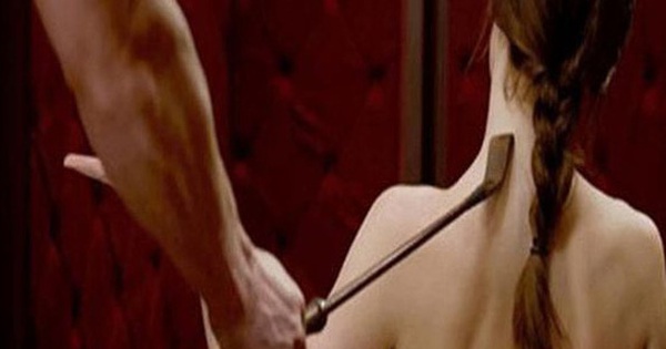 Chồng lộ mặt là kẻ bạo dâm sau 10 năm kết hôn, chuyên gia khuyên chị em nếu rơi vào trường hợp này cần làm ngay một điều!