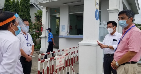 TP.HCM: Chuyên gia Bộ Y tế kiểm tra chống dịch tại Khu chế xuất Tân Thuận
