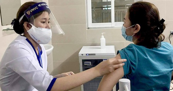 Bộ trưởng Y tế: Ít nhất 50% người từ 18 tuổi trở lên phải được tiêm phòng trong năm 2021 - Vimarsana News