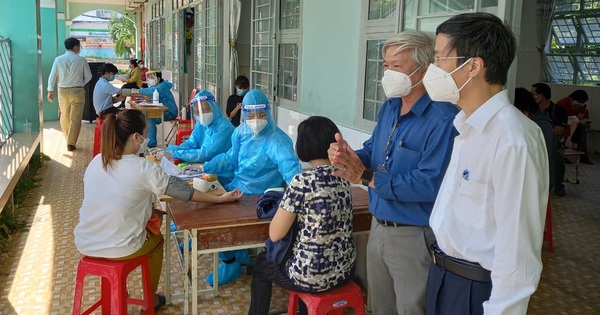 TP.HCM: Tăng tốc và linh hoạt tiêm chủng vaccine ngừa COVID-19