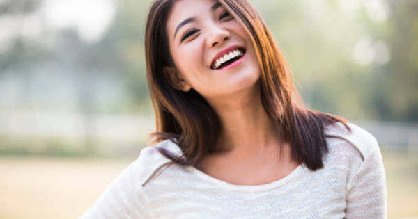 Cô gái bị người yêu chia tay vì “dễ cười quá mà lại còn cười to”
