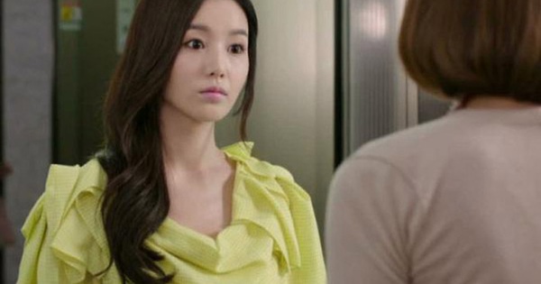 Chồng giám đốc ngoại tình, trước khi ký đơn ly hôn, người vợ ‘trừng phạt’ theo cách thức thâm sâu và cao tay đến bất ngờ!