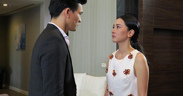 Trước lúc ngất đi vì tai nạn, vợ bàng hoàng nghe 1 câu nói của chồng, tỉnh dậy cô lập tức làm 1 việc khiến anh ta ‘tím tái’