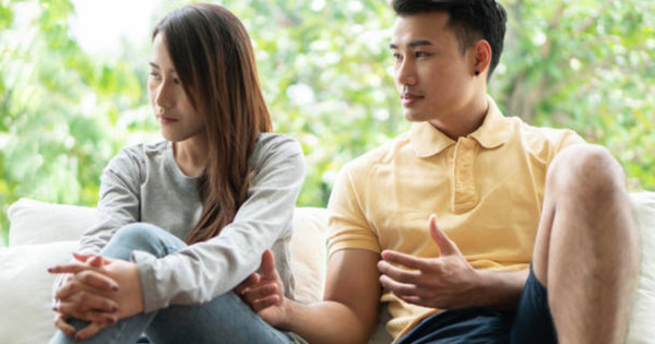 Sự cố bất ngờ liên quan đến mật mã mở cửa khiến thanh niên bị “đá” đau