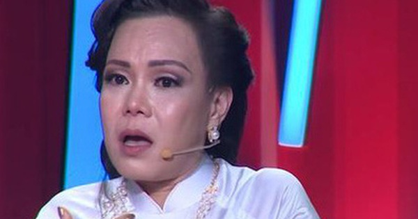 Việt Hương: Hai tháng này, tôi tập ăn khổ một chút, cũng không bao giờ chết được