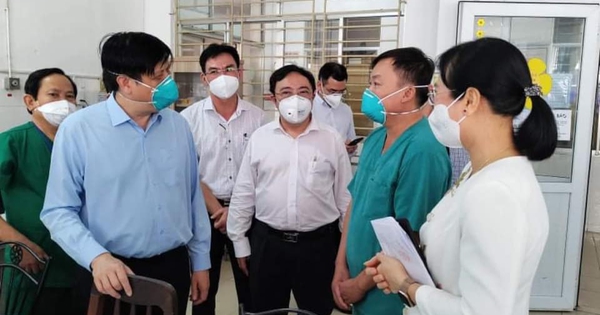 Bộ trưởng Bộ Y tế: Phải sử dụng thuốc sớm, chủ động chuẩn bị đủ oxy điều trị cho bệnh nhân COVID-19