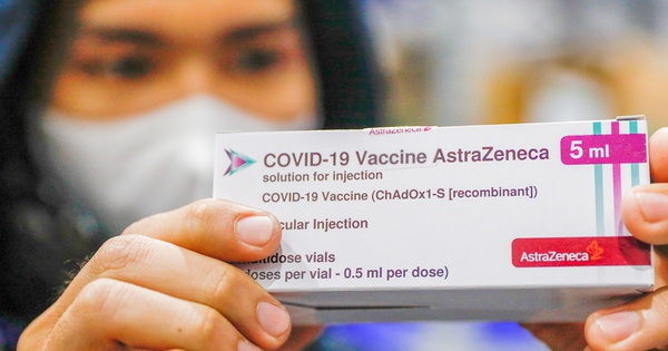 Thêm hơn 1,4 triệu liều vaccine COVID-19 về Việt Nam