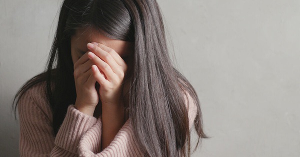 Con gái đưa bạn trai về nhà ra mắt, người mẹ ngầm nhờ bạn điều tra hộ, kết quả khiến tất cả giật mình