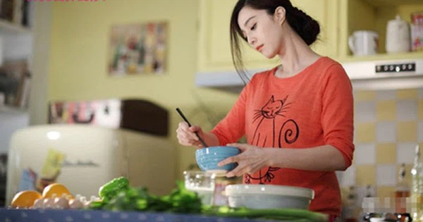 Em chồng xúi mẹ ‘nấu cơm cữ cho chị dâu qua quýt được rồi’, cô vợ chỉ nhẫn nhịn nhưng pha ‘lật ngược’ sau này mới kinh điển!