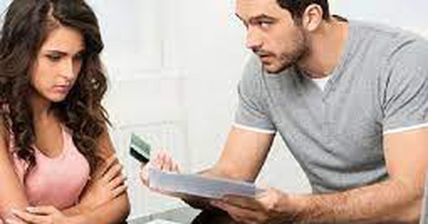 Quyết rời bỏ người đàn ông giàu có để trút hẳn gánh nặng đeo 3 năm
