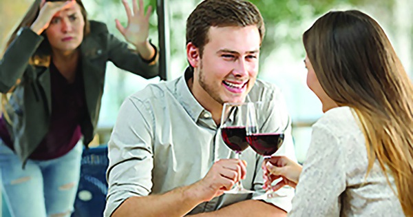Người thứ ba và một cuộc tình tạm bợ