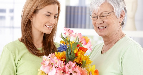 Cả nhà khốn khổ vì tính hay suy diễn của mẹ chồng